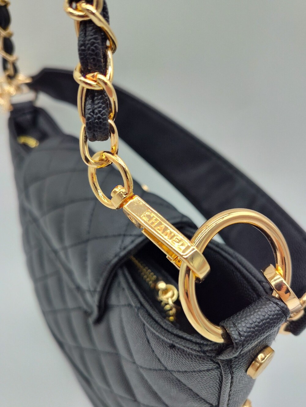 CHANEL BEAUTÉ Black Quilted Bag Gold CC Dual Strap Chain Crossbody NIP - Picture 10 of 16
